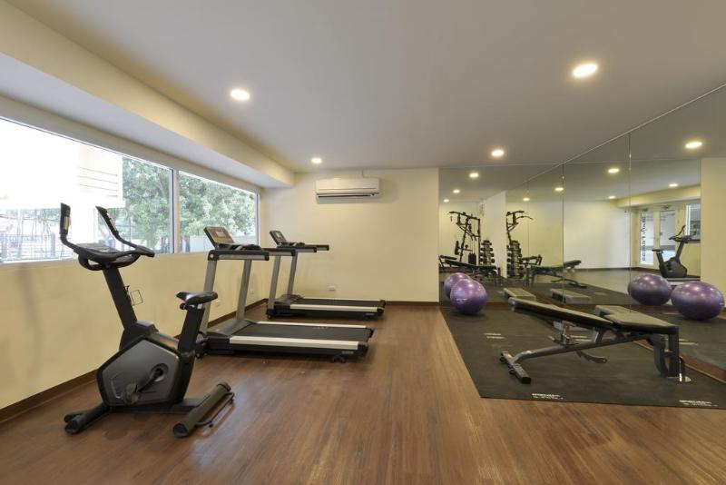 Studio Residence Sukhumvit 71, Singapore