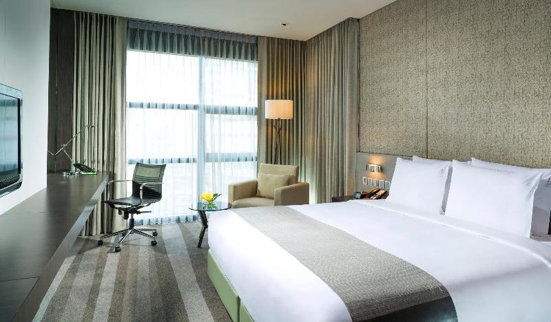 Holiday Inn BANGKOK SUKHUMVIT by IHG, Singapore