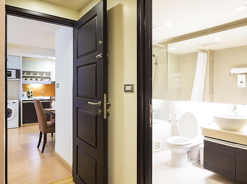 Aspen Suites Hotel Sukhumvit 2 Bangkok, Singapore