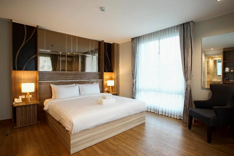 Nantra Chiangmai Riverfront Hotel, Singapore