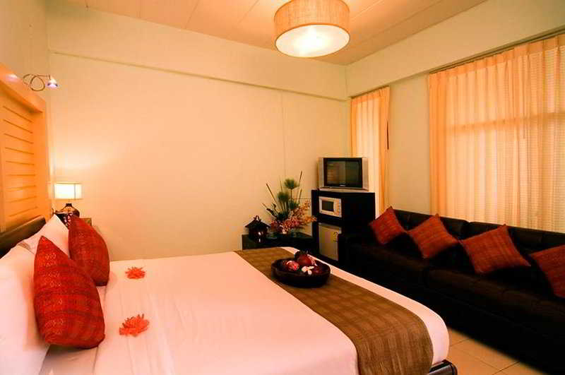 Maninarakorn Hotel, Singapore