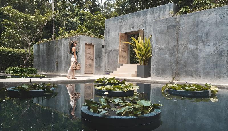 Villa Escape Burasari, Singapore