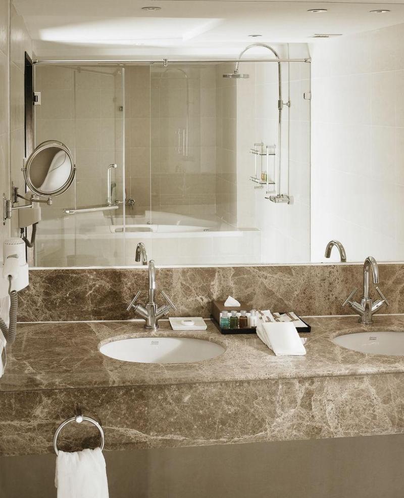 S15 Sukhumvit Hotel, Singapore