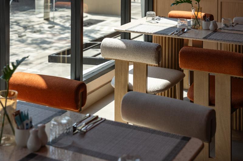 The akyra Bangkok 11, Singapore
