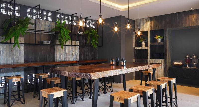 Prime Town - Posh & Port Hotel Phuket, Singapore