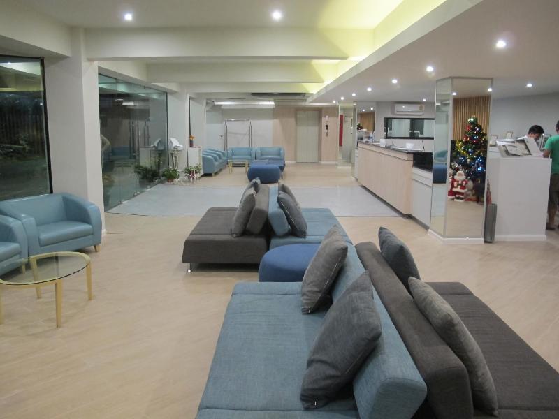 Suvarnabhumi Oriental Resort, Singapore