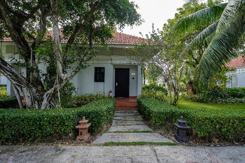 Mercury Phu Quoc Resort & Villas, Singapore