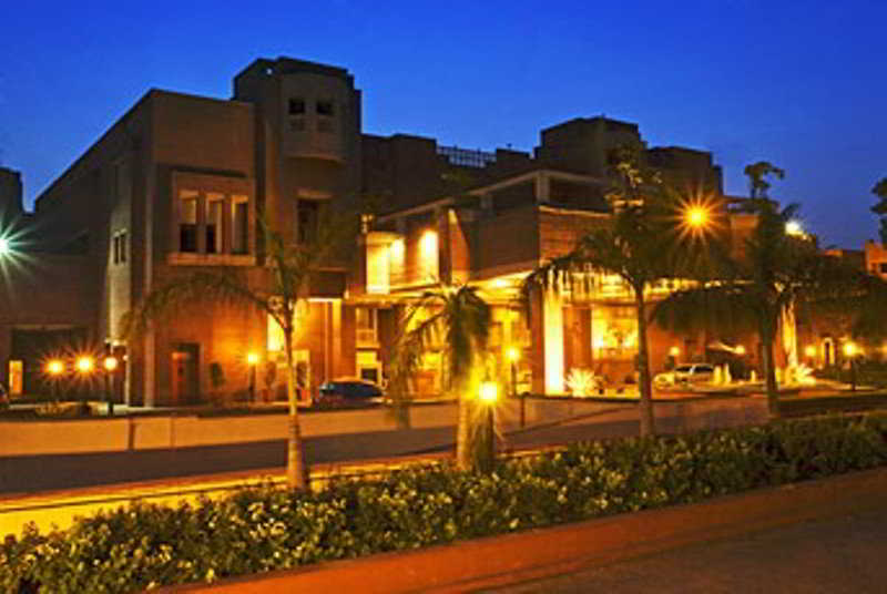 Photo of ITC Rajputana, A Luxury Collection Hotel, Jaipur, 5-star hotel in Jaipur District