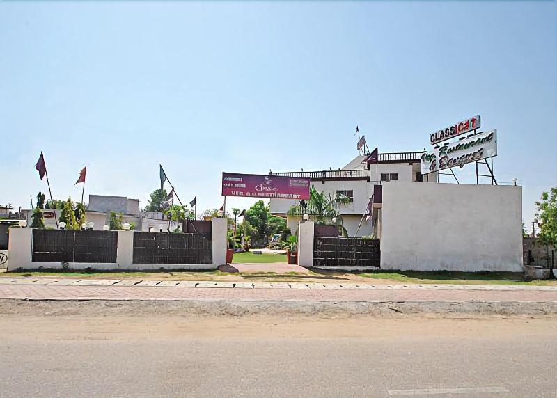 Photo of Classic 7 Hotel & Restaurant, 3-star hotel in Jaipur District
