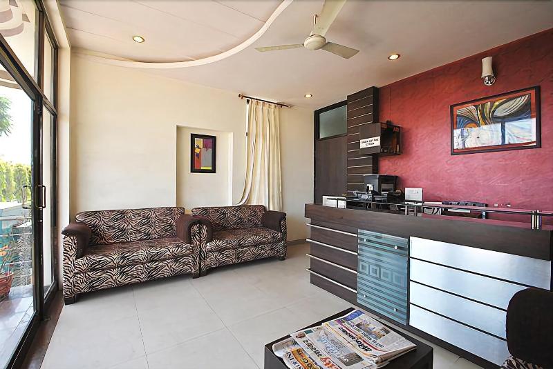 Photo of Classic 7 Hotel & Restaurant, 3-star hotel in Jaipur District