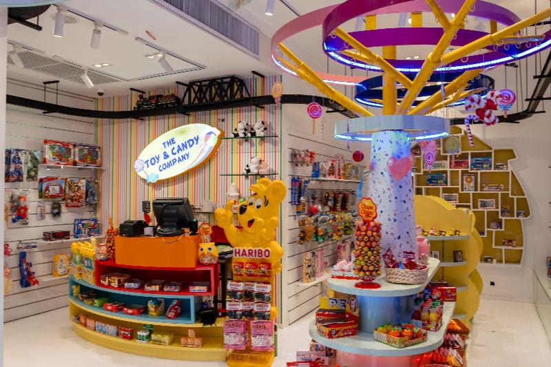 Photo of Holiday Inn Resort Phuket Surin Beach by IHG, 4-star hotel in Kamala Beach