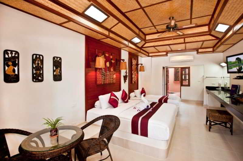 Photo of Friendship Beach Resort & Atmanjai Wellness Spa, 3-star hotel in Phuket (and vicinity)