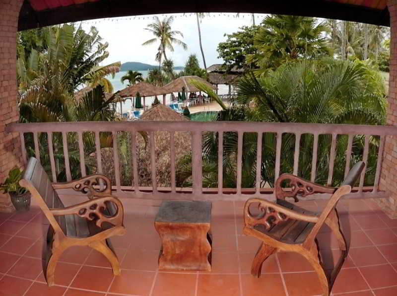 Photo of Friendship Beach Resort & Atmanjai Wellness Spa, 3-star hotel in Phuket (and vicinity)