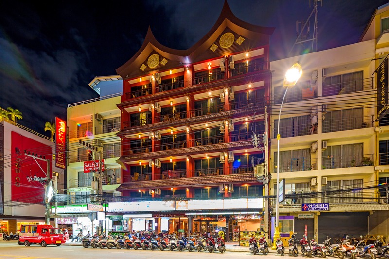 Tanawan Phuket Hotel exterior, 2-Star hotel in Bangla Road
