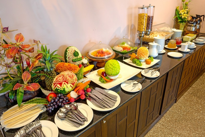 Photo of Tanawan Phuket Hotel, 2-star hotel in Bangla Road