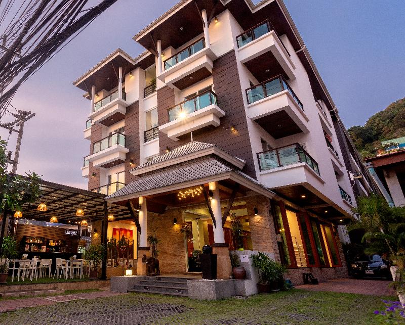 Baramee Resortel exterior, 3-Star hotel in Bangla Road