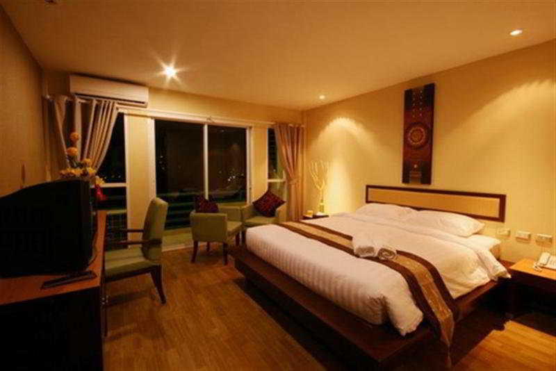 Photo of Bhukitta Boutique Hotel, 3-star hotel in Phuket (and vicinity)