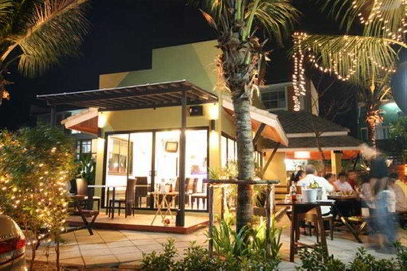 Photo of Bhukitta Boutique Hotel, 3-star hotel in Phuket (and vicinity)