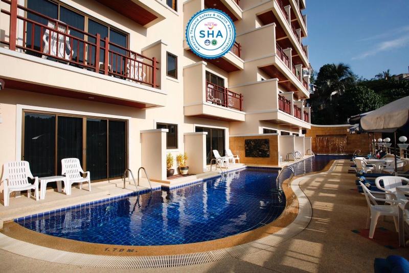 Photo of Jiraporn Hill Resort, 3-star hotel in Bangla Road