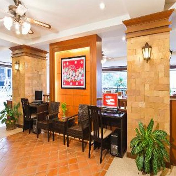 Photo of Jiraporn Hill Resort, 3-star hotel in Bangla Road