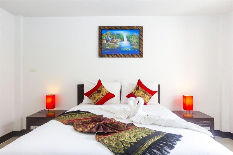 Photo of Silver Resortel, 3-star hotel in Bangla Road