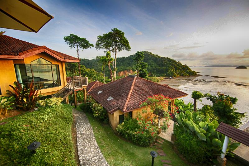 Photo of Supalai Scenic Bay Resort And Spa, 4-star hotel in Phuket (and vicinity)