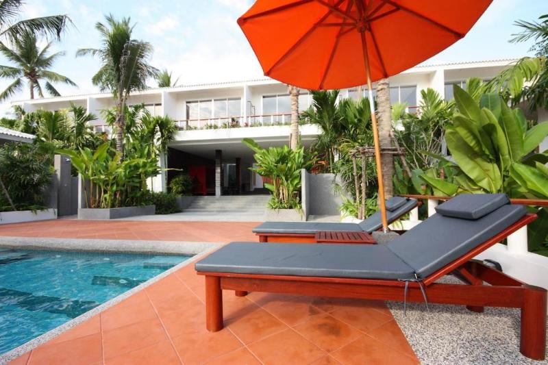 Photo of Signature Phuket Resort, 3-star hotel in Phuket (and vicinity)