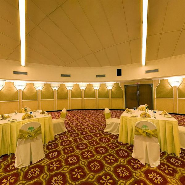 Photo of Hotel Savera hotel in Chennai (and vicinity)