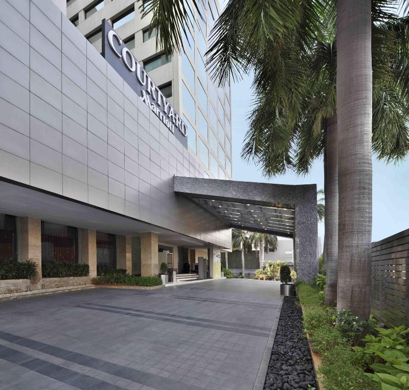 Photo of Courtyard by Marriott Chennai, 4-star hotel in Chennai (and vicinity)