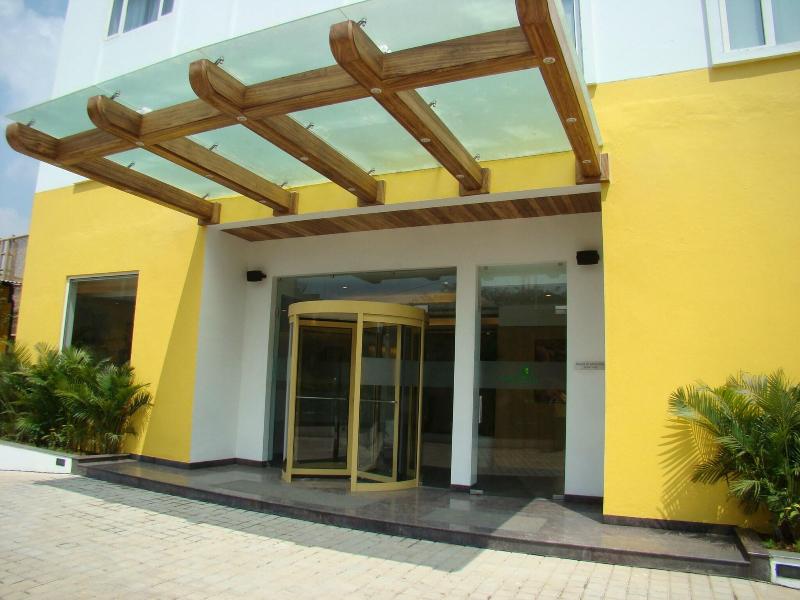 Photo of Lemon Tree Hotel Chennai, 4-star hotel in Chennai (and vicinity)