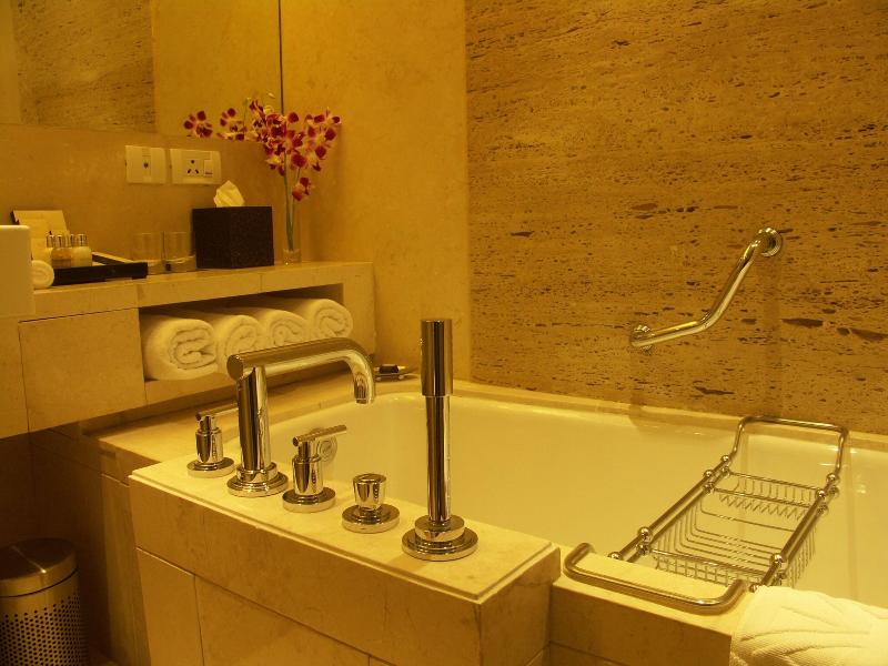 Photo of Taj Coromandel, 5-star hotel in Chennai (and vicinity)
