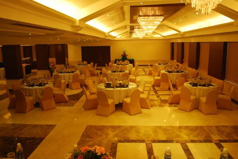 Photo of Beverly Hotel, 3-star hotel in Chennai (and vicinity)