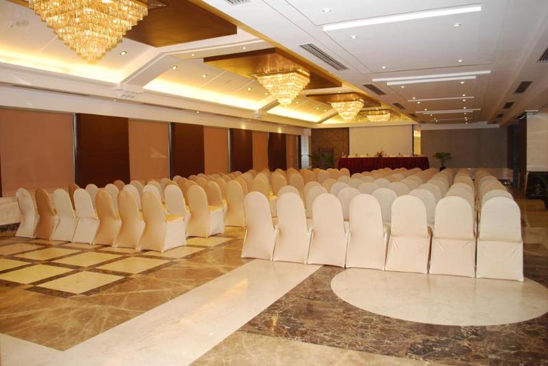 Photo of Beverly Hotel, 3-star hotel in Chennai (and vicinity)