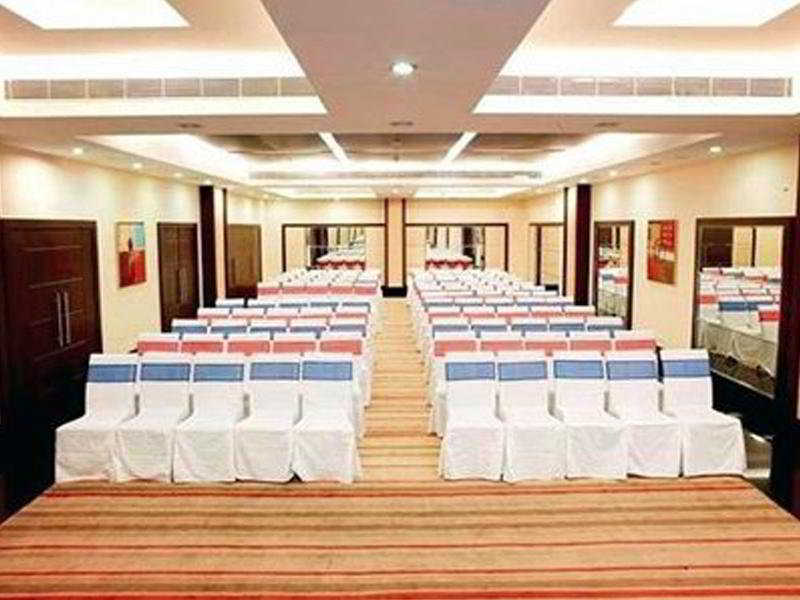 Photo of Gokulam Park Sabari OMR Hotel, 3-star hotel in Chennai (and vicinity)