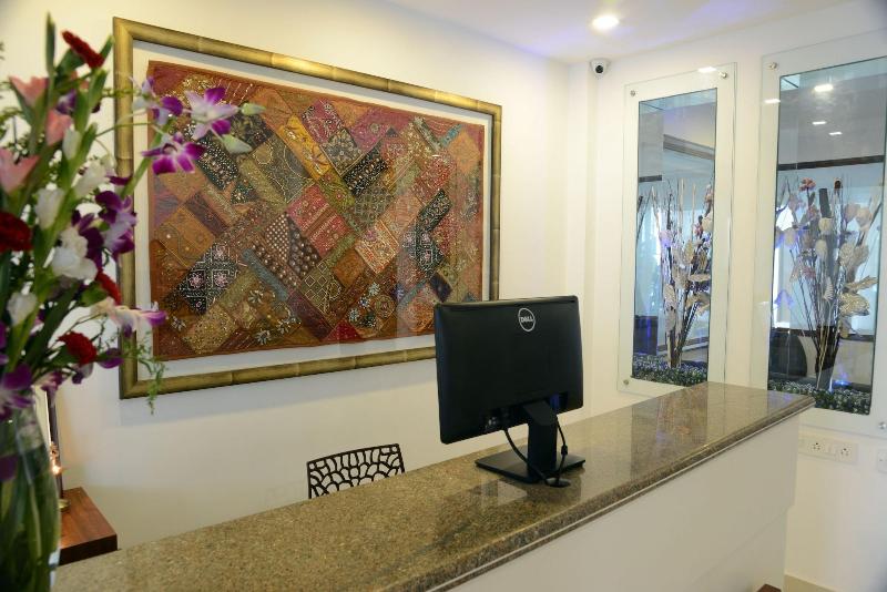 Photo of De Castle Inn, 3-star hotel in Chennai (and vicinity)