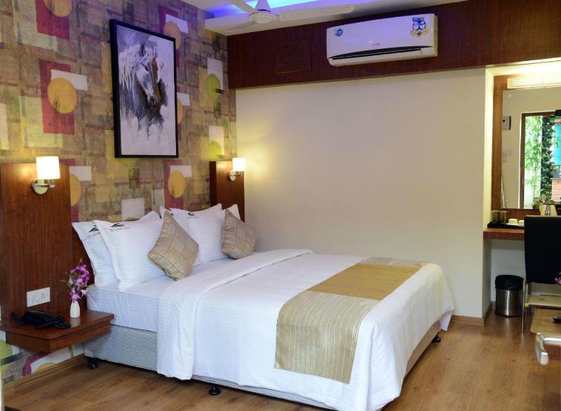 Photo of De Castle Inn, 3-star hotel in Chennai (and vicinity)