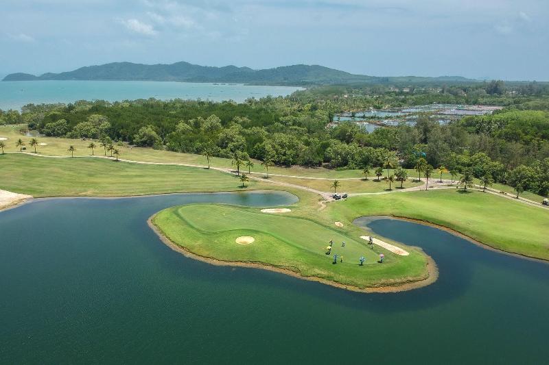 Photo of Mission Hills Phuket Golf Resort hotel in Phuket (and vicinity)