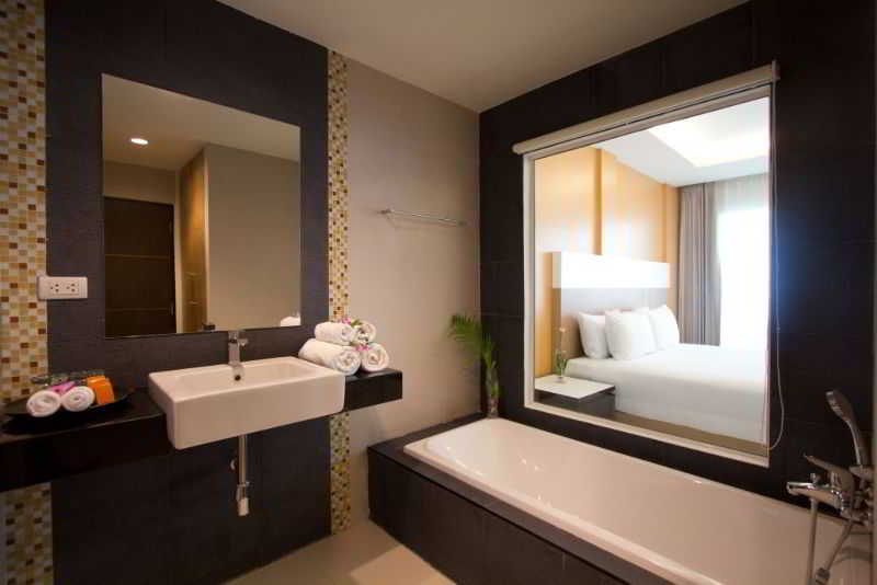 Photo of Chanalai Hillside Resort, Karon Beach, 4-star hotel in Karon Beach