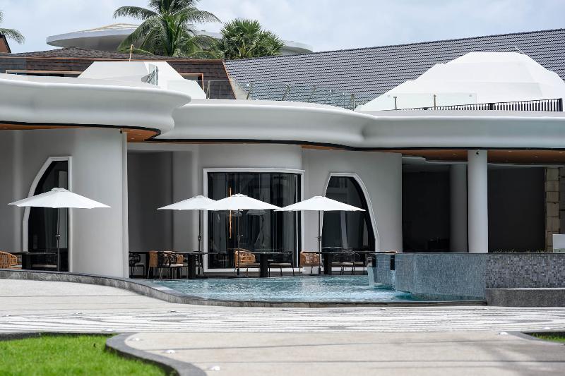 Photo of Amora Beach Resort Phuket, 5-star hotel in Phuket (and vicinity)