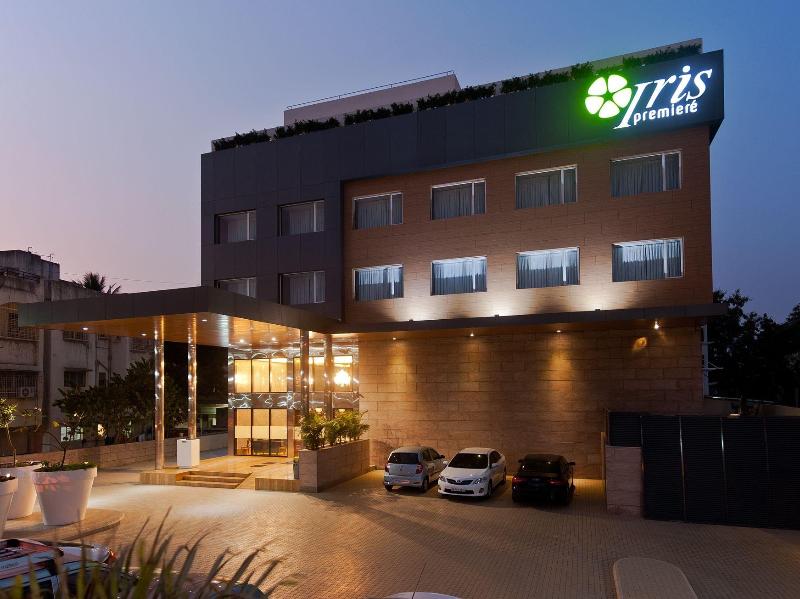 Iris Premire exterior, 3-Star hotel in Ahmednagar