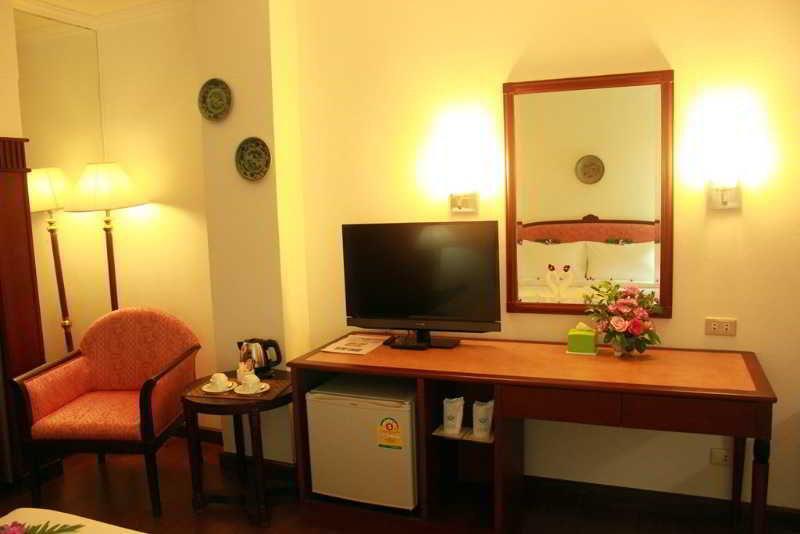 Photo of Mayflower Grande Hotel Phitsanulok, 3-star hotel in Phitsanulok