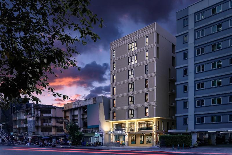 Travelier Hostel, Singapore