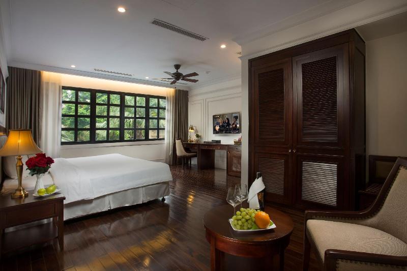 Hotel du Monde, Singapore