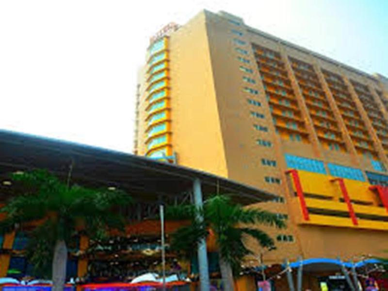 Palm Seremban Hotel, Singapore