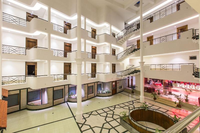 Hotel Hemala exterior, 3-Star hotel in Karur