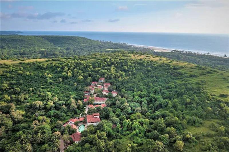 Photo of Amritara Aura Resort & Spa, 4-star hotel in Mandrem