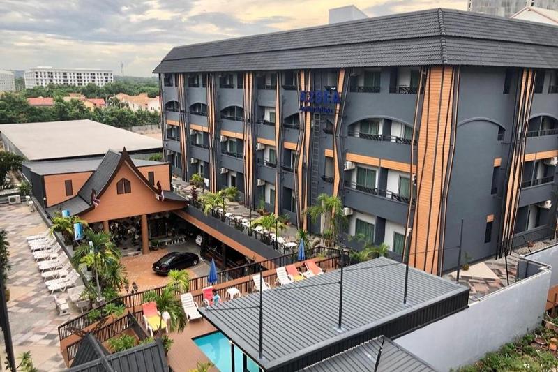 A2Sea Hotel Pattaya, Singapore