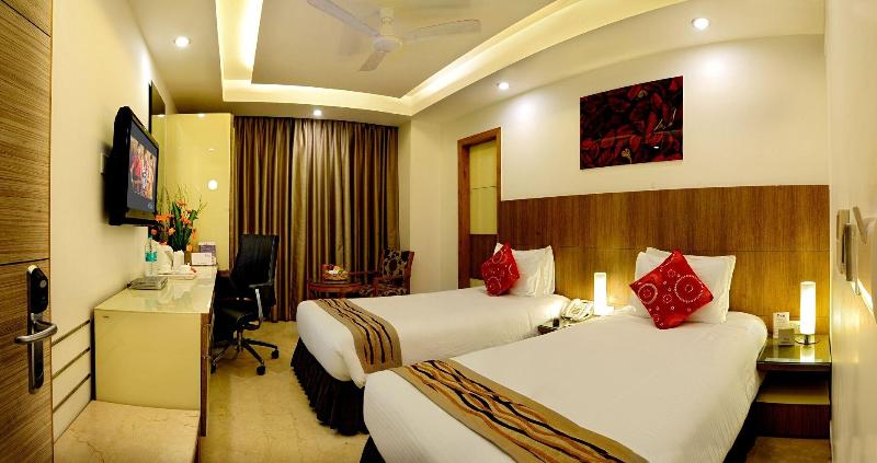 Photo of Iris Park Hotel, 3-star hotel in Delhi (and vicinity)