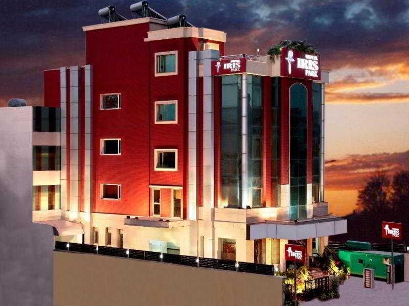 Photo of Iris Park Hotel, 3-star hotel in Delhi (and vicinity)