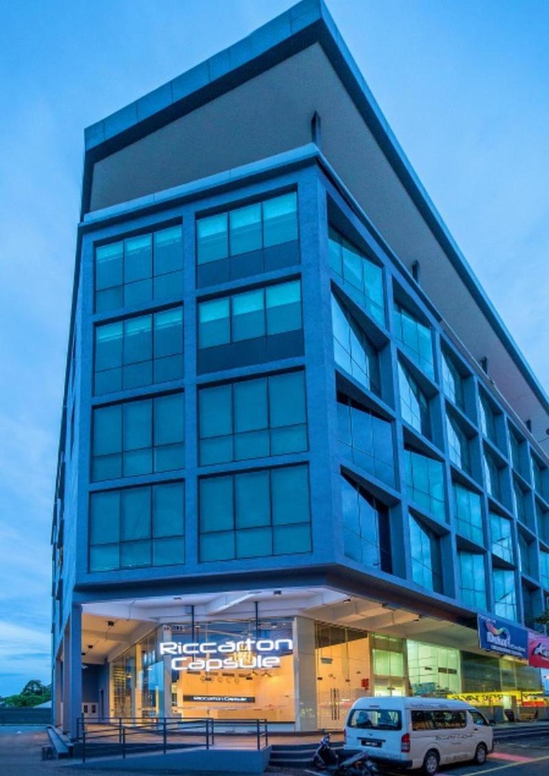Hb Riccarton Riccarton Capsule Hotel | 2-Star Kuala Lumpur (and vicinity) Hotel ...